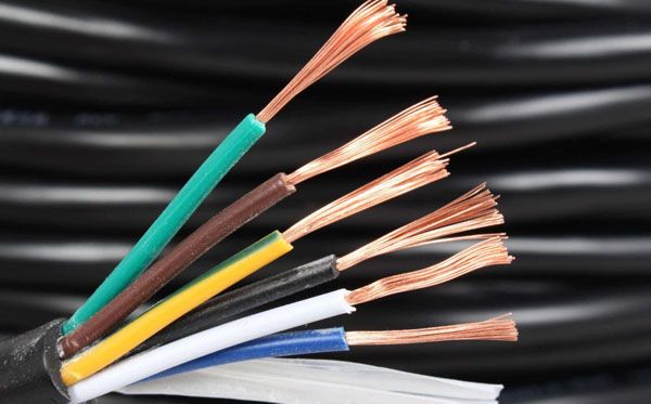 星空体育登录:丽天智能获得滚刷组织及车载清扫机专利有利于滚刷组织在光伏组件外表的有用运转